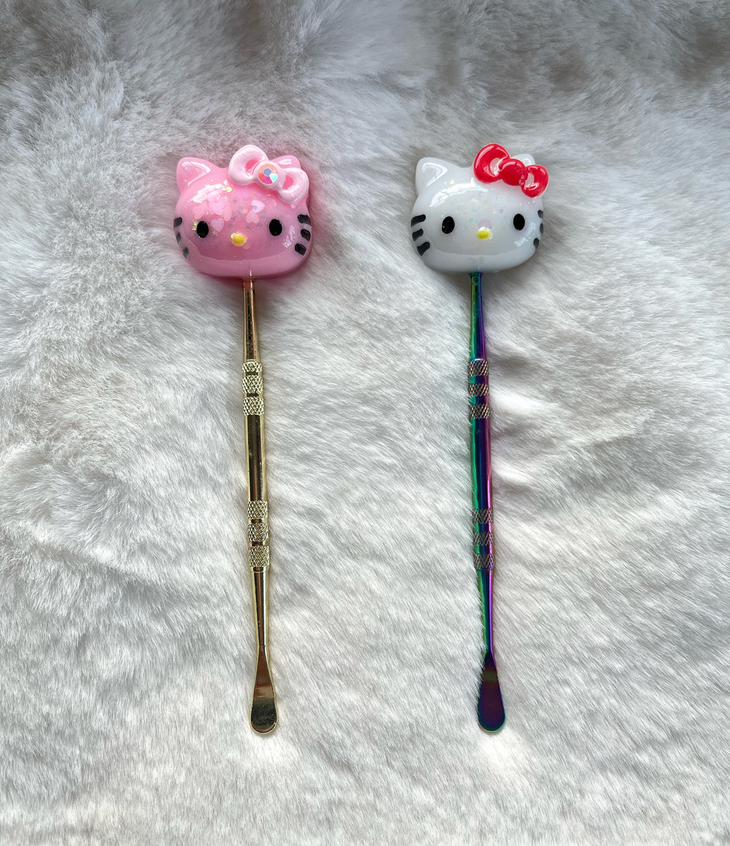 Hello Kitty Dab tool