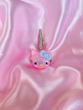 Load image into Gallery viewer, Pink Hello Kitty clip
